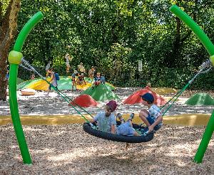 Spielplätze in Karlsruhe: Sicherheit, Qualität und Attraktivität im Blick